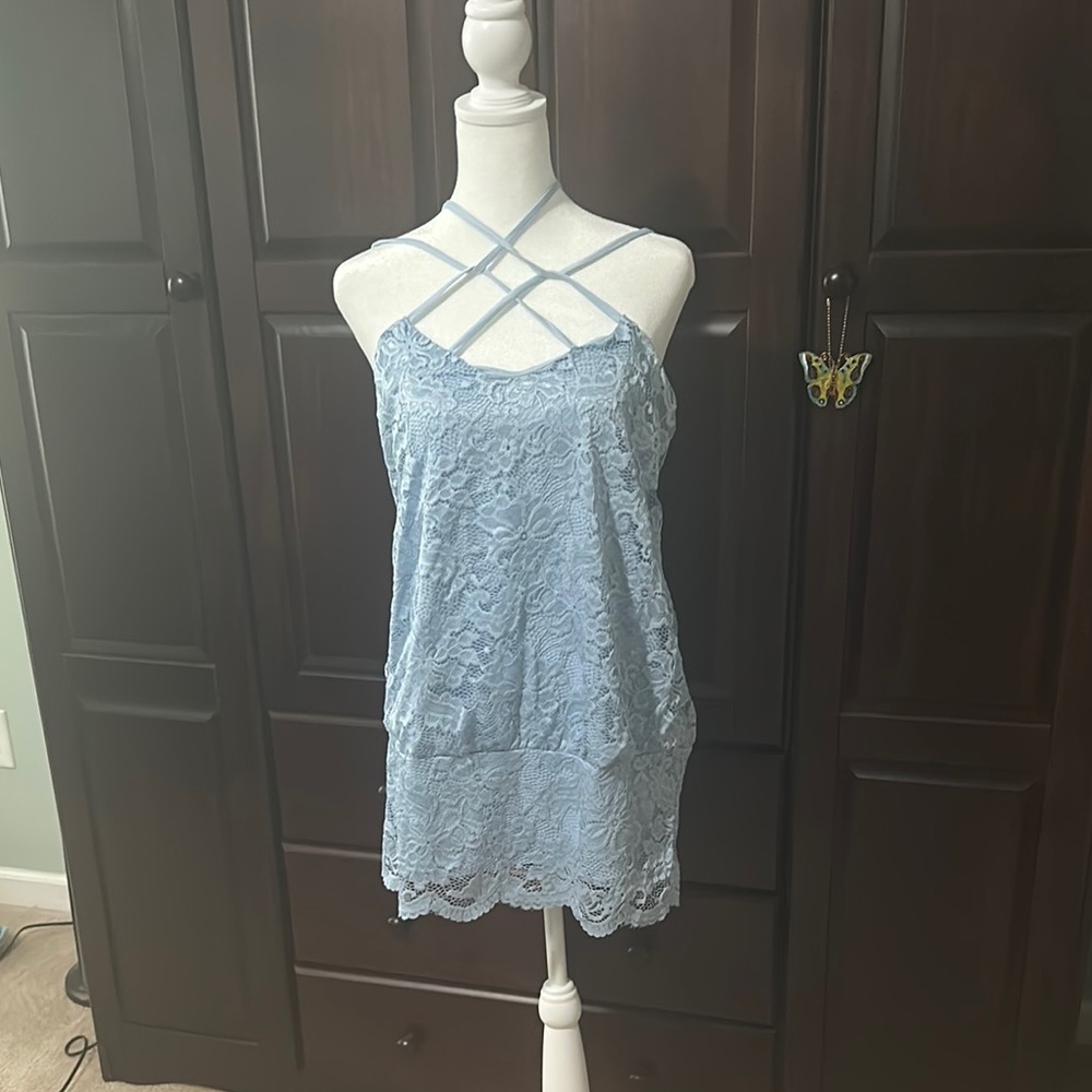 VENUS Sky Blue Lace Cami